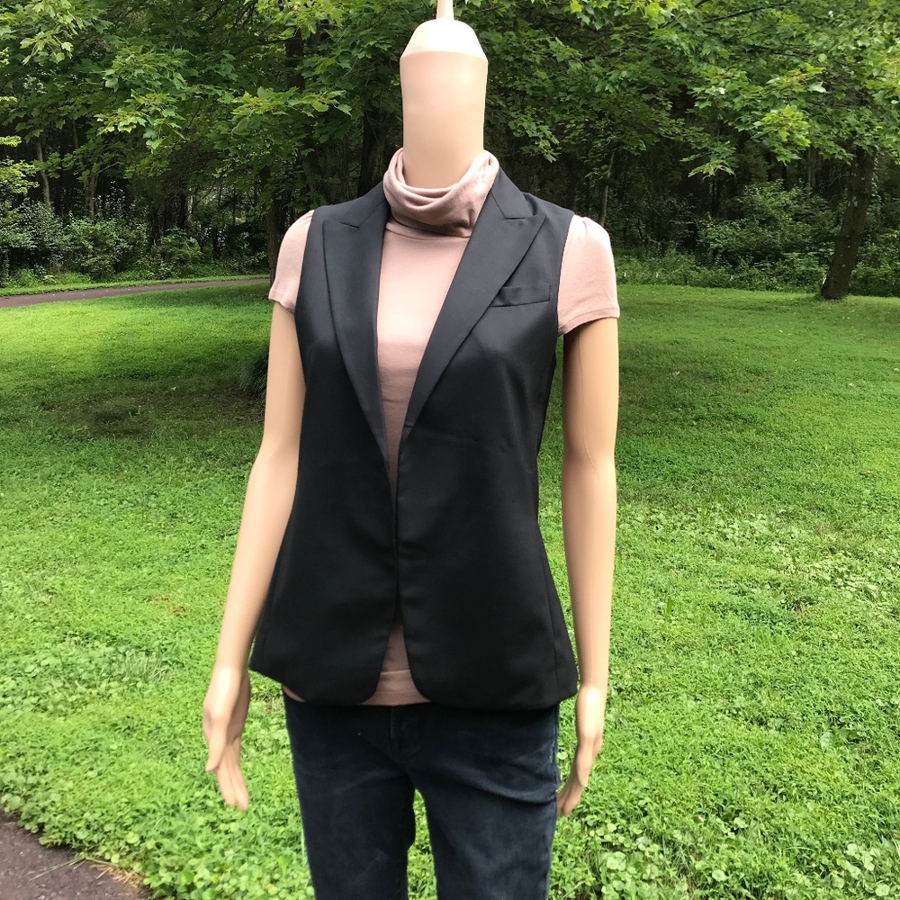 Theory Black Sleeveless Blazer Vest with Blush Top